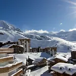3 Vallees מלון 4*