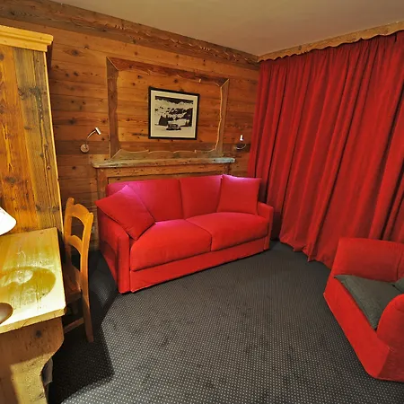 Hotel 3 Vallées 4*