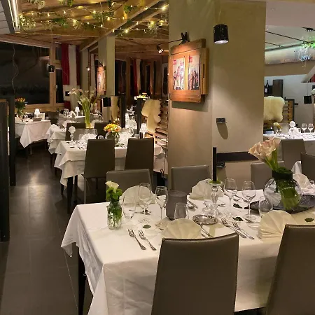 Hotel 3 Vallees 4*