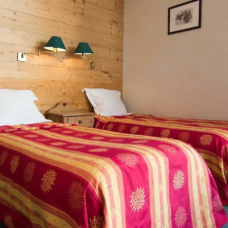 Hotell 3 Vallees 4*