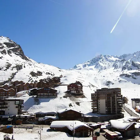 Отель 3 Vallees 4*